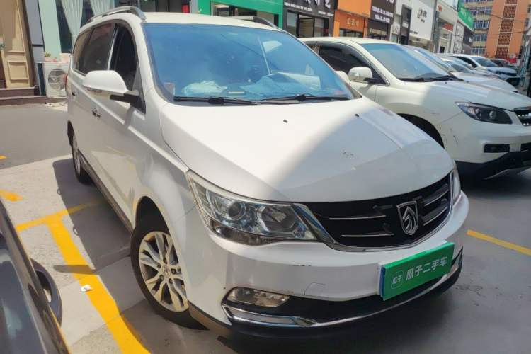 Used Baojun 730 2016 1.5L Manual Comfort Version 7 Seats China V Emission Standard Front Right 45 Deg