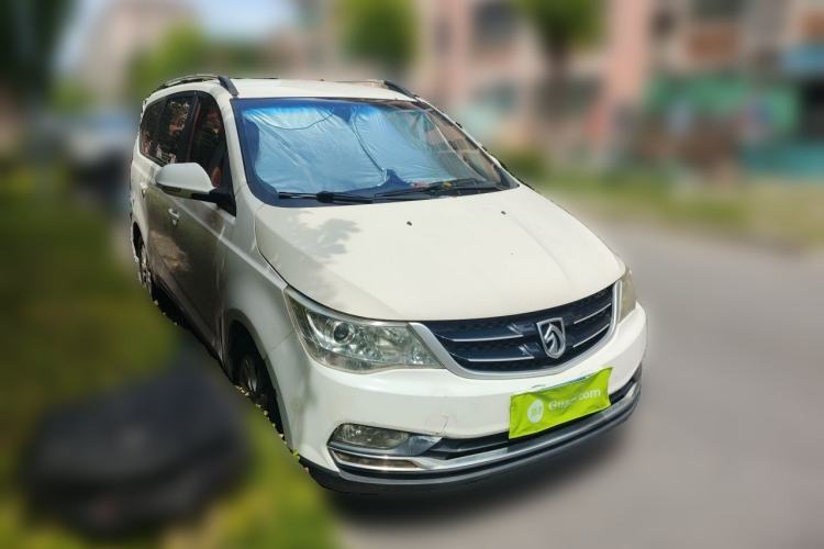 Used Baojun 730 2016 Revised 1.5L Manual Standard Version 7 Seats China V Emission Standard Front Right 45 Deg