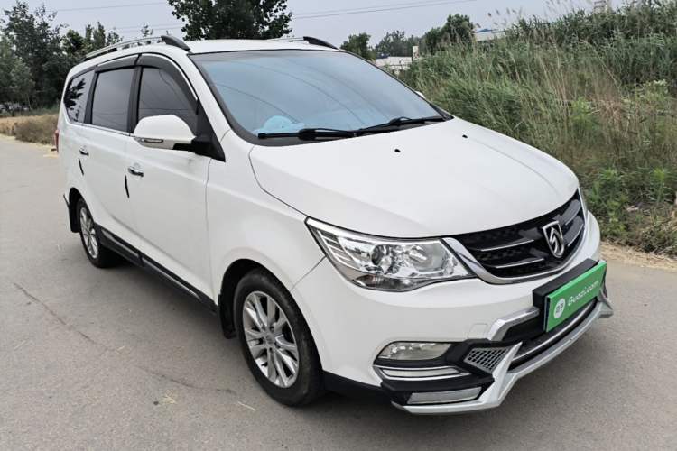 Used Baojun 730 2016 1.5L Manual Comfort Version 7 Seats China V Emission Standard Front Right 45 Deg