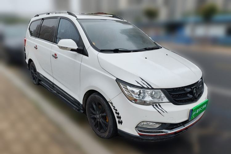 Used Baojun 730 2016 1.5L Manual Luxury Edition 7 Seats Front Right 45 Deg