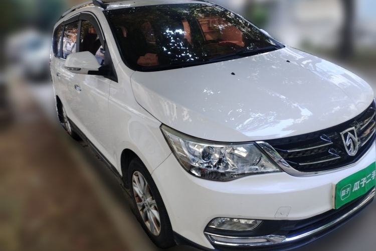 Used Baojun 730 2016 1.5L Manual Comfort Version 7 Seats China V Emission Standard Front Right 45 Deg
