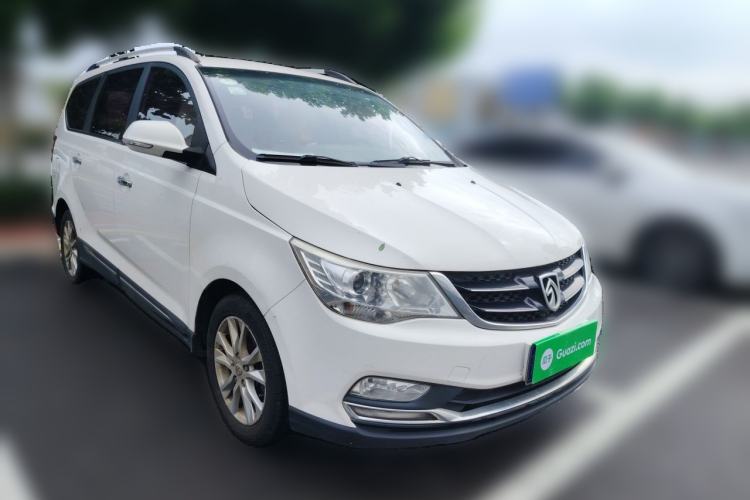 Used Baojun 730 2016 1.5L Manual Comfort Version 7 Seats China V Emission Standard Front Right 45 Deg