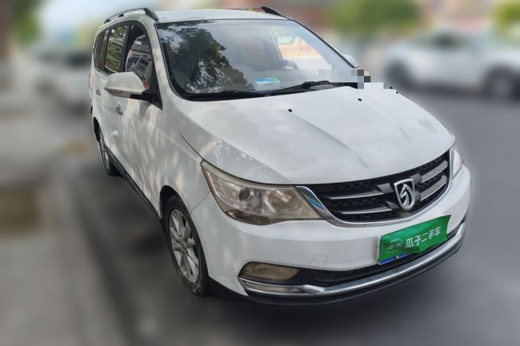 Used Baojun 730 2016 1.5L Manual Comfort Version 7 Seats China V Emission Standard Front Right 45 Deg