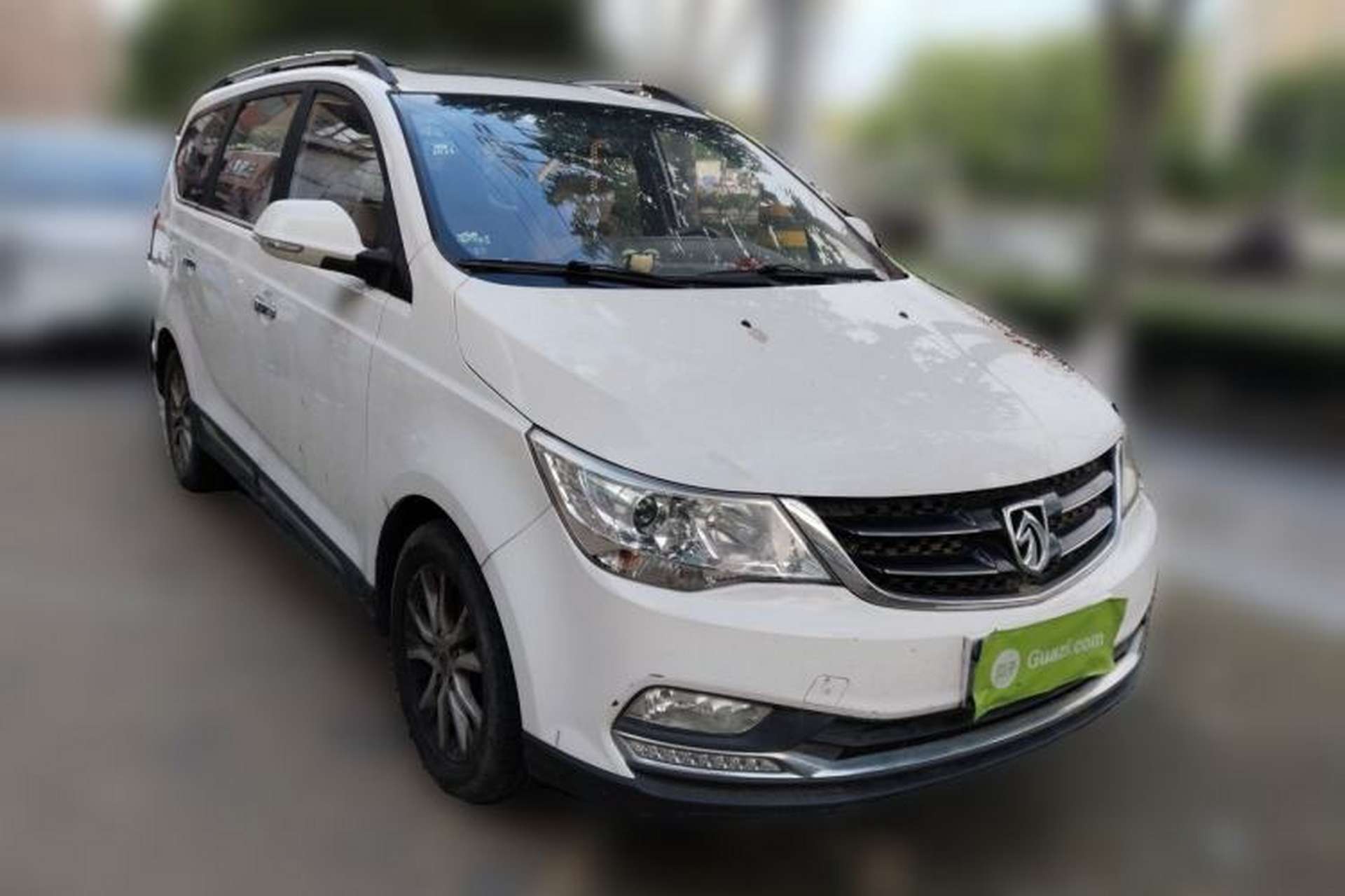 Used Baojun 730 2016 1.8L iAMT Luxury Model 7 Seats Front Right 45 Deg