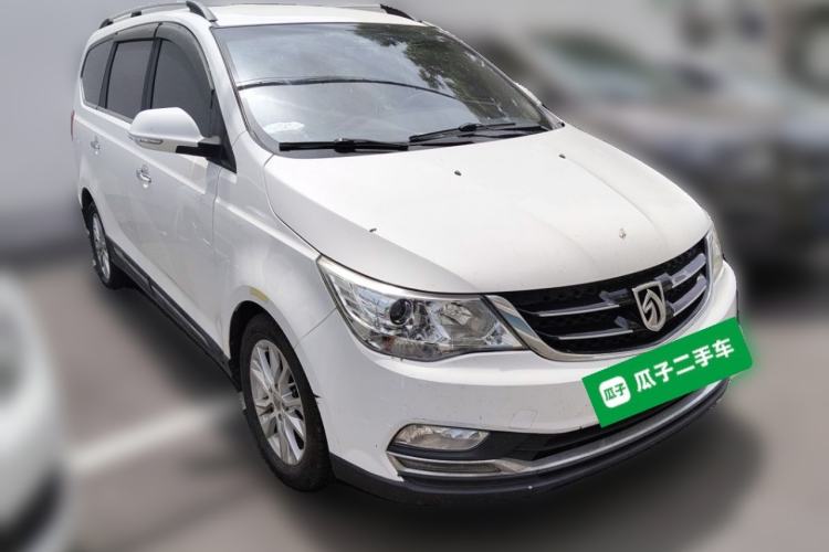 Used Baojun 730 2016 1.5L Manual Comfort Version 7 Seats China V Emission Standard Front Right 45 Deg