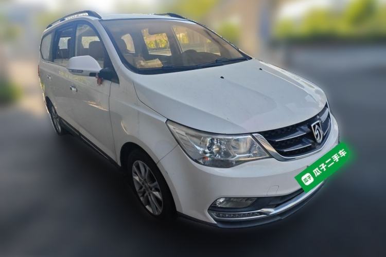 Used Baojun 730 2016 1.5T Manual Luxury Edition 7 Seats Front Right 45 Deg