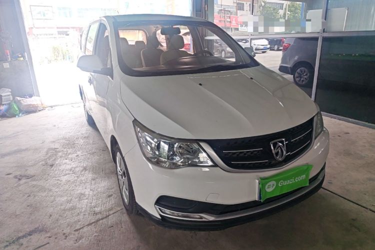 Used Baojun 730 2016 1.5L Manual Standard Version 7 Seats Front Right 45 Deg