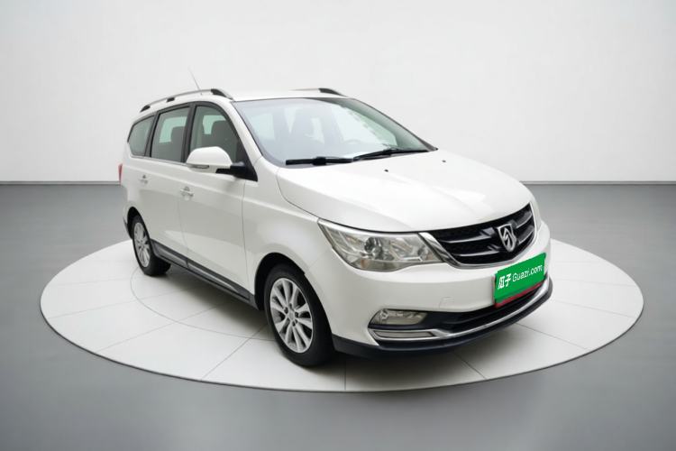 Used Baojun 730 2016 1.5L Manual Luxury Edition 7 Seats Front Right 45 Deg