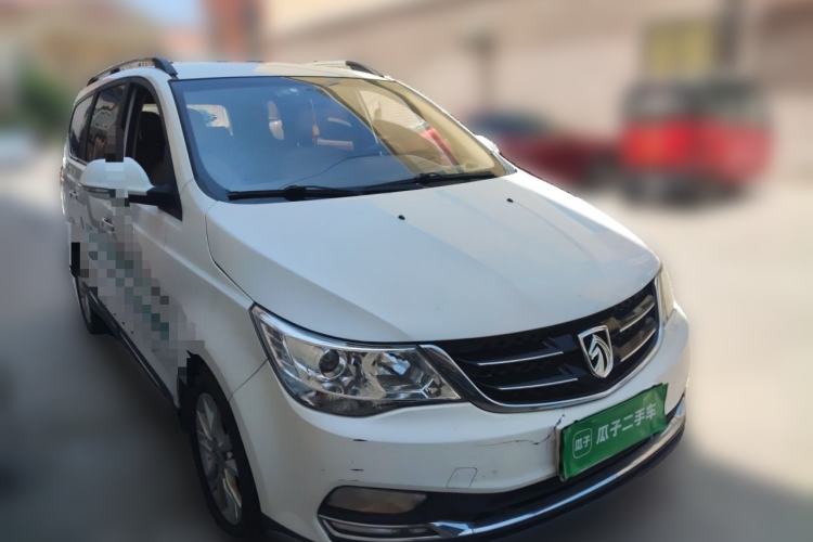 Used Baojun 730 2016 1.5L Manual Comfort Version 7 Seats China V Emission Standard Front Right 45 Deg