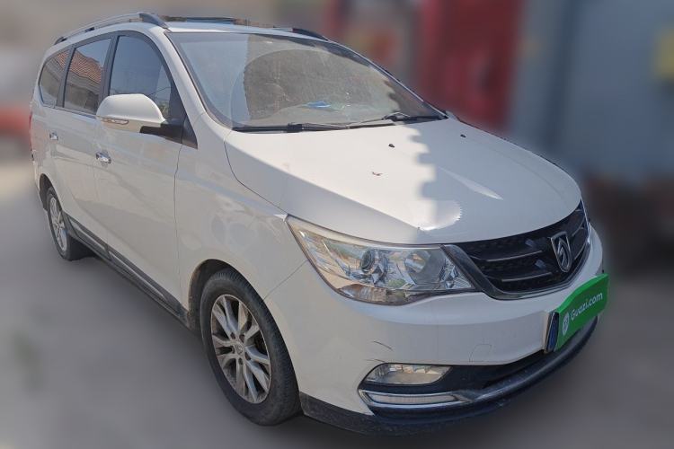 Used Baojun 730 2016 1.5L Manual Comfort Version 7 Seats China V Emission Standard Front Right 45 Deg