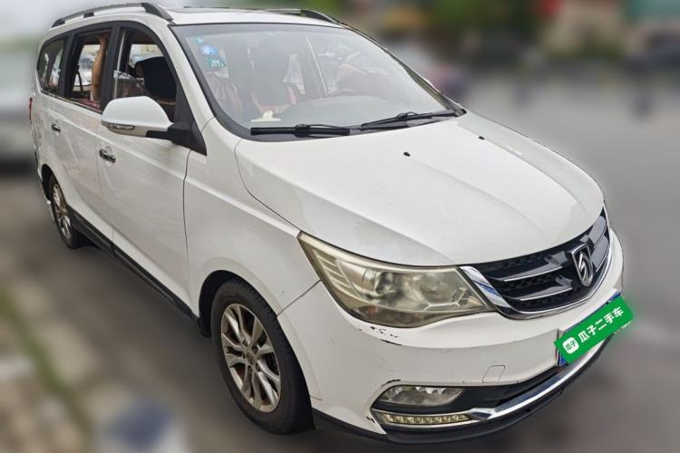Used Baojun 730 2016 1.8L iAMT Luxury Model 7 Seats Front Right 45 Deg