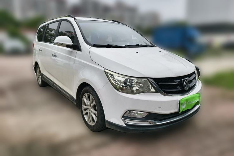 Used Baojun 730 2016 1.5L Manual Comfort Version 7 Seats China V Emission Standard Front Right 45 Deg