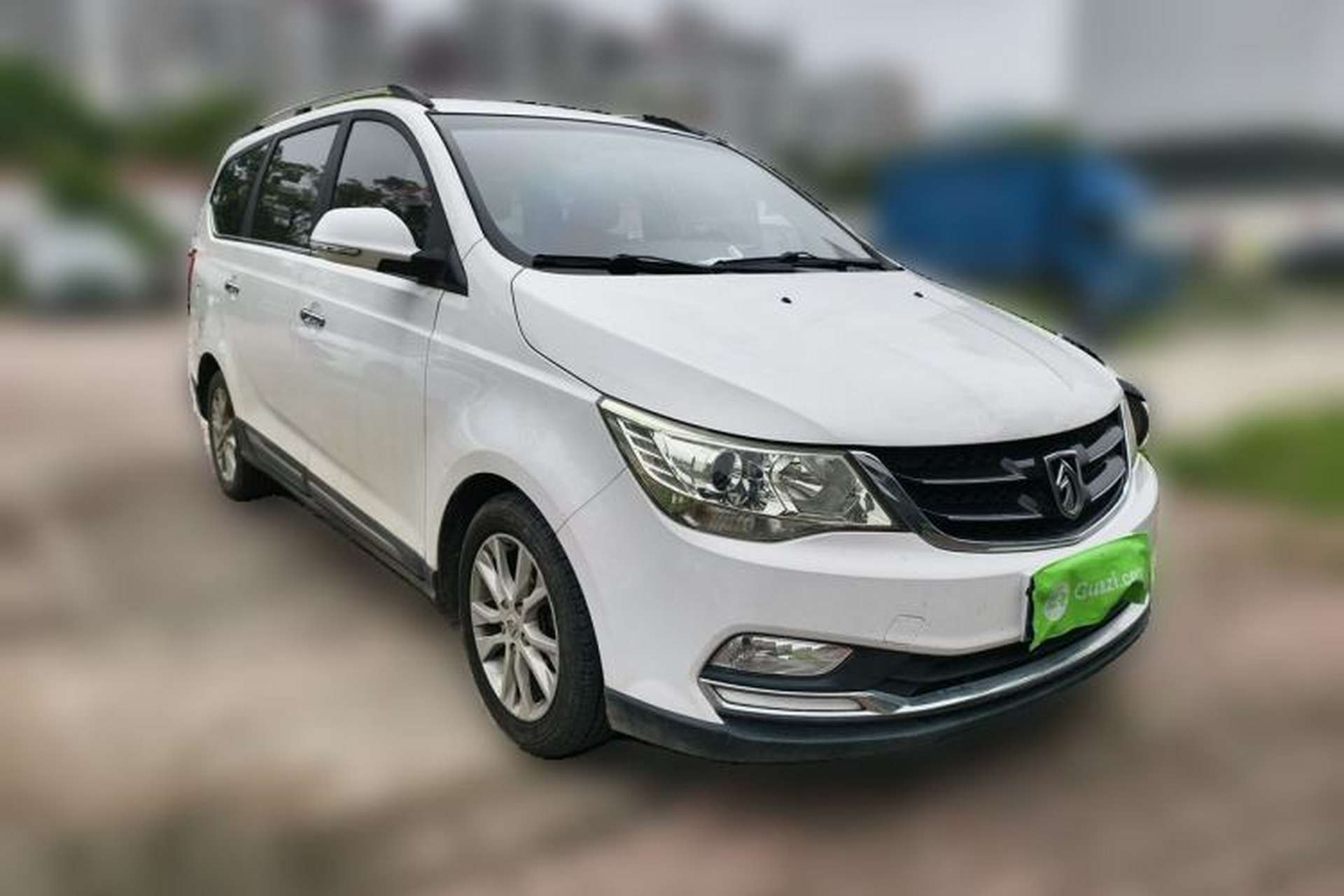 Used Baojun 730 2016 1.5L Manual Comfort Version 7 Seats China V Emission Standard Front Right 45 Deg