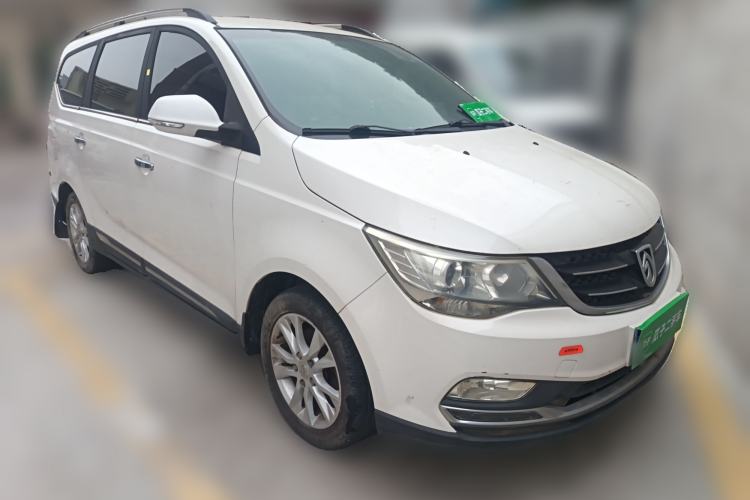 Used Baojun 730 2016 1.5L Manual Comfort Version 7 Seats China V Emission Standard Front Right 45 Deg