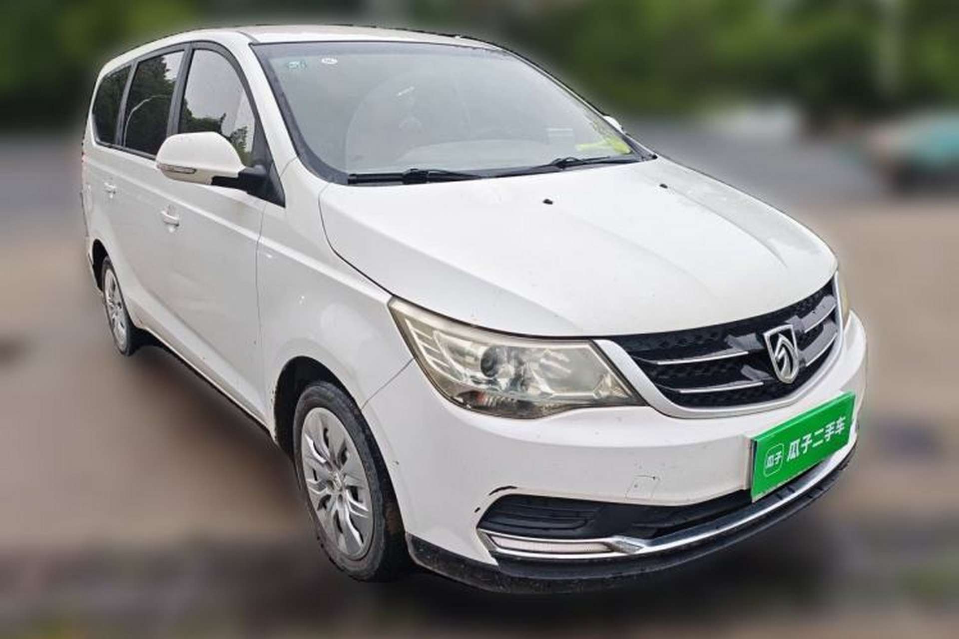 Used Baojun 730 2016 1.5L Manual Value Edition 7 Seats China V Emission Standard Front Right 45 Deg