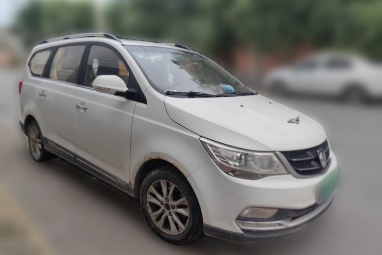 Used Baojun 730 2016 1.5L Manual Luxury Edition 7 Seats Front Right 45 Deg