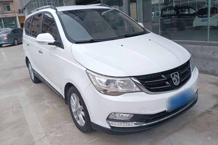Used Baojun 730 2016 1.5L Manual Comfort Version 7 Seats China V Emission Standard Front Right 45 Deg