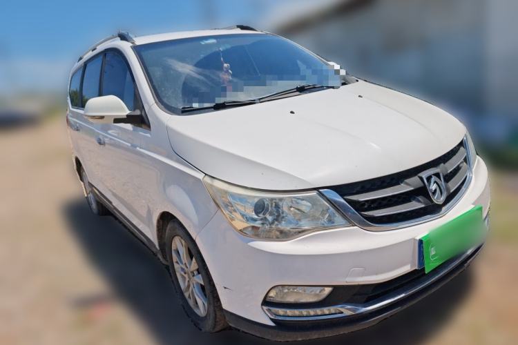 Used Baojun 730 2016 1.5L Manual Comfort Version 7 Seats China V Emission Standard Front Right 45 Deg