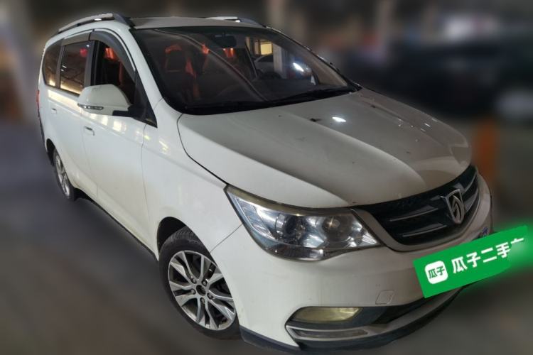 Used Baojun 730 2016 1.5L Manual Value Edition 7 Seats China V Emission Standard Front Right 45 Deg