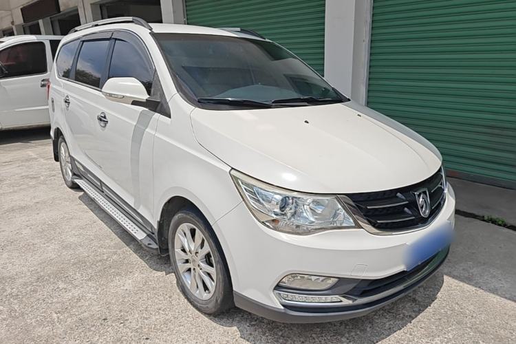 Used Baojun 730 2016 1.5L Manual Comfort Version 7 Seats China V Emission Standard Front Right 45 Deg