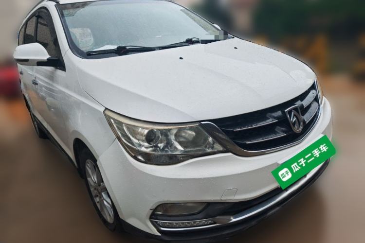 Used Baojun 730 2016 1.5L Manual Luxury Edition 7 Seats Front Right 45 Deg