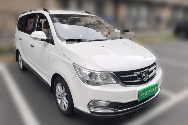 Used Baojun 730 2016 1.5L Manual Comfort Version 7 Seats China V Emission Standard Front Right 45 Deg
