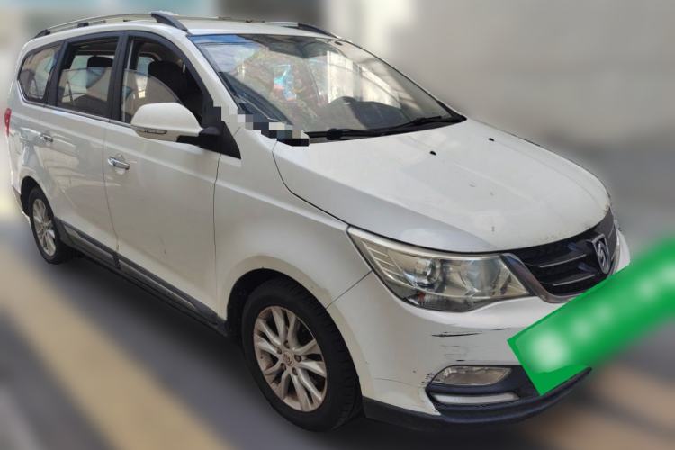 Used Baojun 730 2016 1.8L Manual Comfort Version 7 Seats Front Right 45 Deg