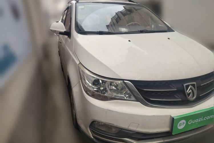 Used Baojun 730 2016 1.5L Manual Comfort Version 7 Seats China V Emission Standard Front Right 45 Deg