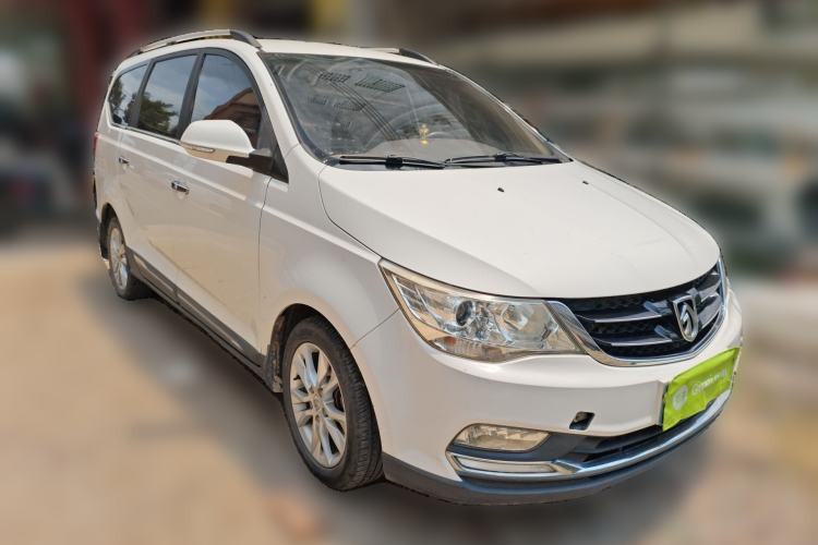 Used Baojun 730 2016 1.5L Manual Comfort Version 7 Seats China V Emission Standard Front Right 45 Deg
