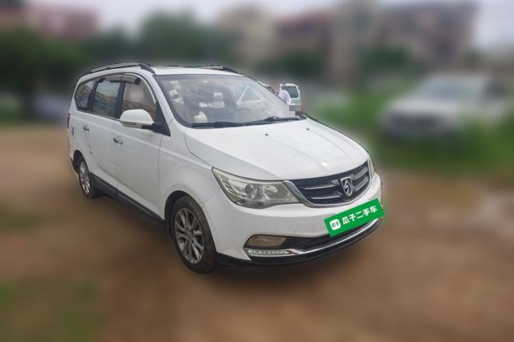 Used Baojun 730 2016 1.5L Manual Luxury Edition 7 Seats Front Right 45 Deg