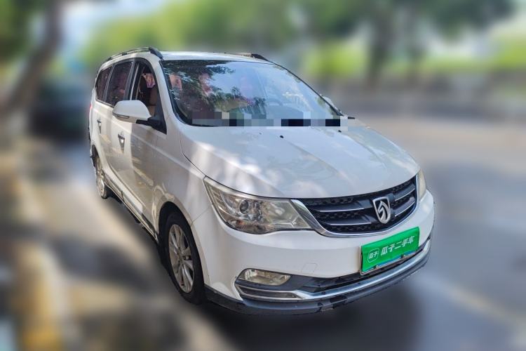 Used Baojun 730 2016 1.5L Manual Comfort Version 7 Seats China V Emission Standard Front Right 45 Deg