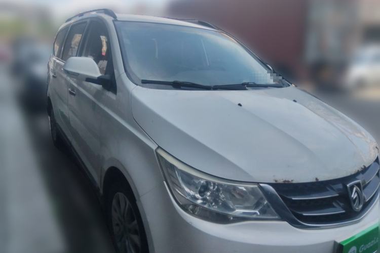 Used Baojun 730 2016 1.5L Manual Comfort Version 7 Seats China V Emission Standard Front Right 45 Deg