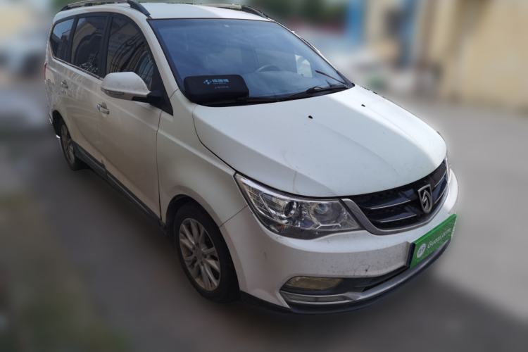 Used Baojun 730 2016 1.5L Manual Comfort Version 7 Seats China V Emission Standard Front Right 45 Deg