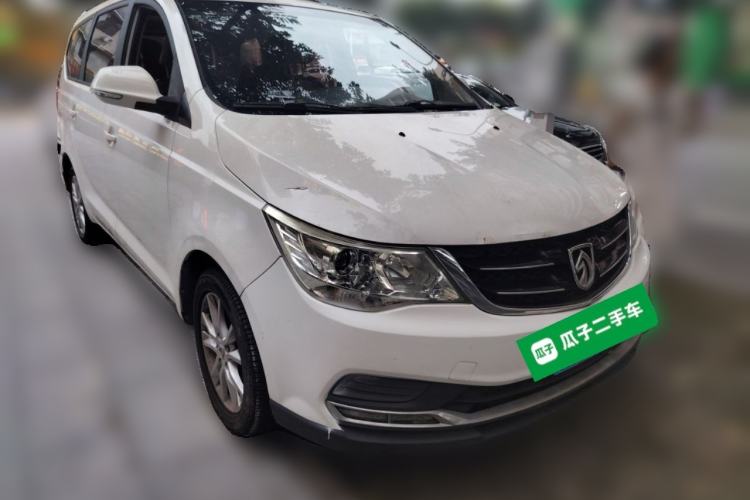 Used Baojun 730 2016 Revised 1.5L Manual Standard Version 7 Seats China V Emission Standard Front Right 45 Deg