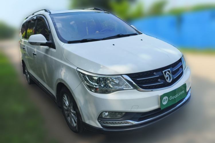 Used Baojun 730 2016 1.5L Manual Luxury Edition 7 Seats Front Right 45 Deg