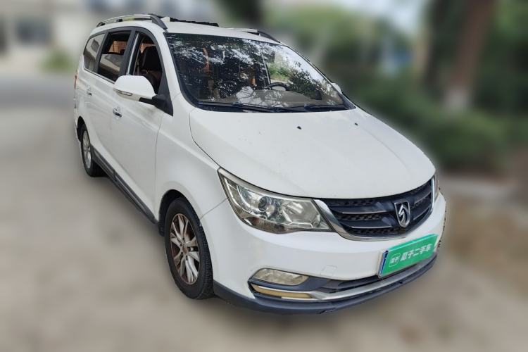 Used Baojun 730 2016 1.5T Manual Comfort Version 7 Seats Front Right 45 Deg