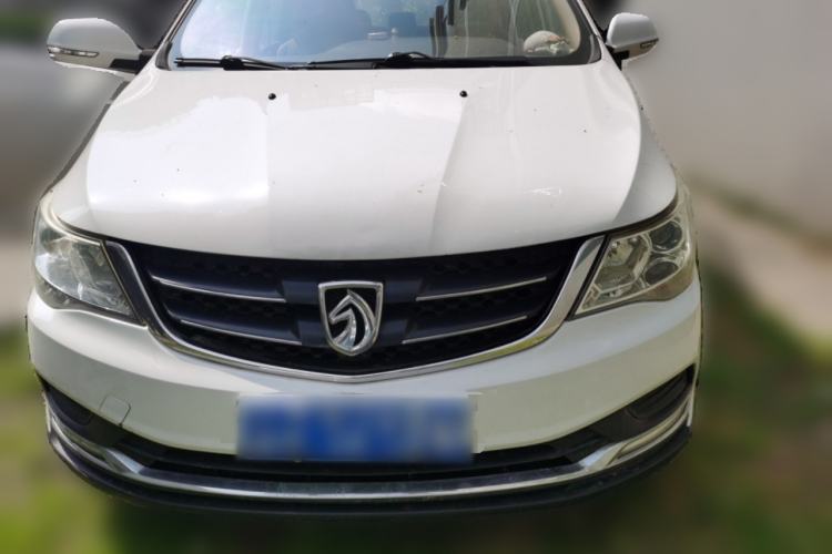 Used Baojun 730 2016 Revised 1.5L Manual Standard Version 7 Seats China V Emission Standard Front