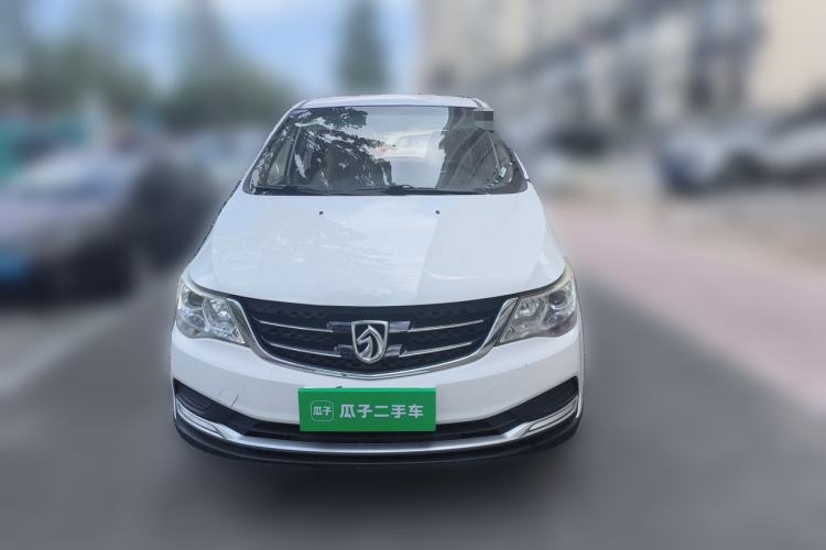Used Baojun 730 2016 Revised 1.5L Manual Standard Version 7 Seats China V Emission Standard Front