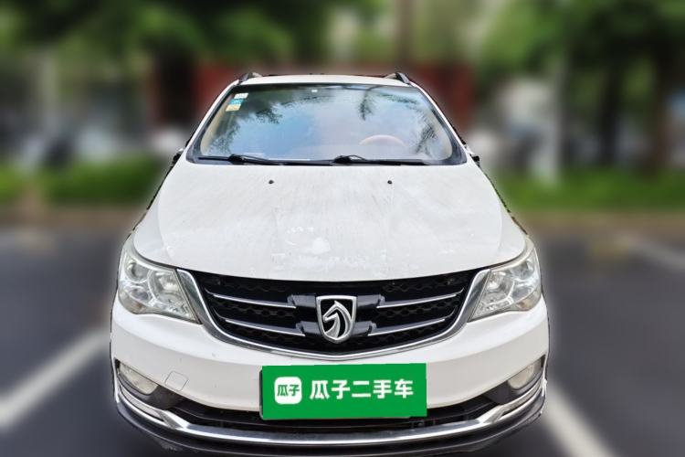 Used Baojun 730 2016 1.5T Manual Comfort Version 7 Seats Front