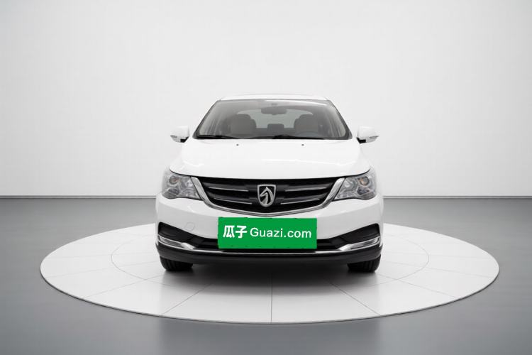 Used Baojun 730 2016 Revised 1.5L Manual Standard Version 7 Seats China V Emission Standard Front