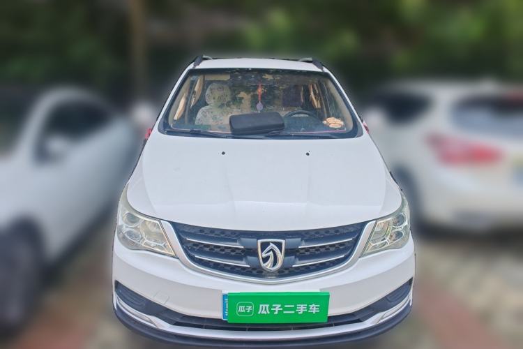 Used Baojun 730 2016 Revised 1.5L Manual Standard Version 7 Seats China V Emission Standard Front
