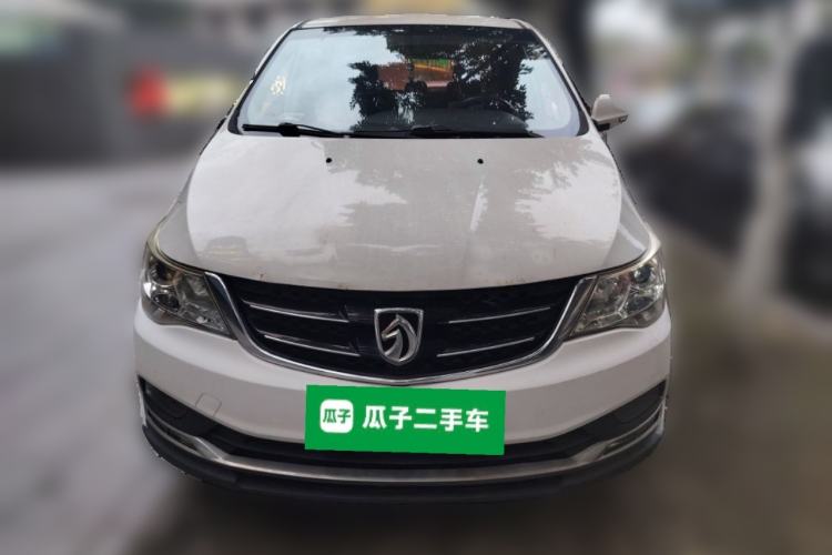 Used Baojun 730 2016 Revised 1.5L Manual Standard Version 7 Seats China V Emission Standard Front