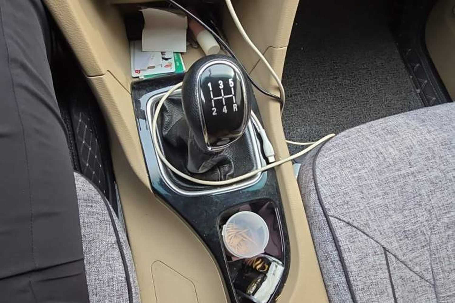 Used Baojun 730 2016 1.5L Manual Value Edition 7 Seats China V Emission Standard Gear Lever