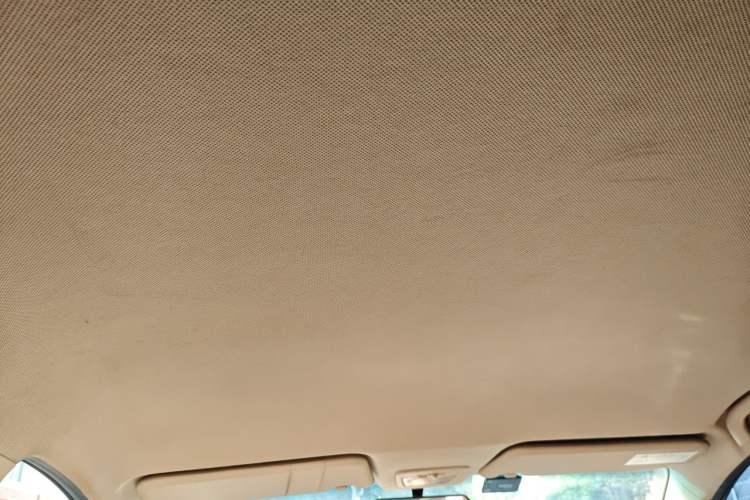 Used Baojun 730 2016 1.5L Manual Comfort Version 7 Seats China V Emission Standard Headliner