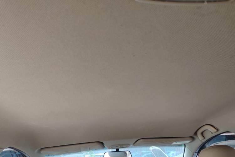 Used Baojun 730 2016 1.5L Manual Comfort Version 7 Seats China V Emission Standard Headliner