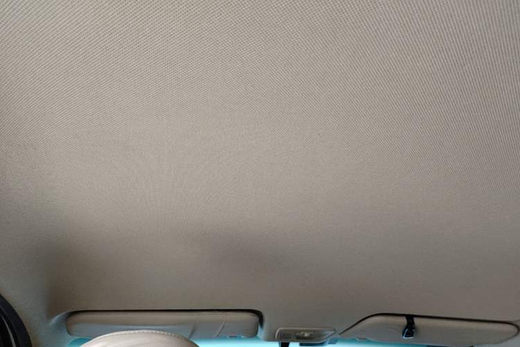 Used Baojun 730 2016 1.5L Manual Comfort Version 7 Seats China V Emission Standard Headliner