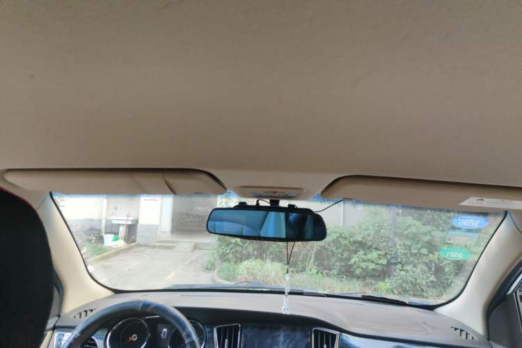 Used Baojun 730 2016 1.5L Manual Comfort Version 7 Seats China V Emission Standard Headliner