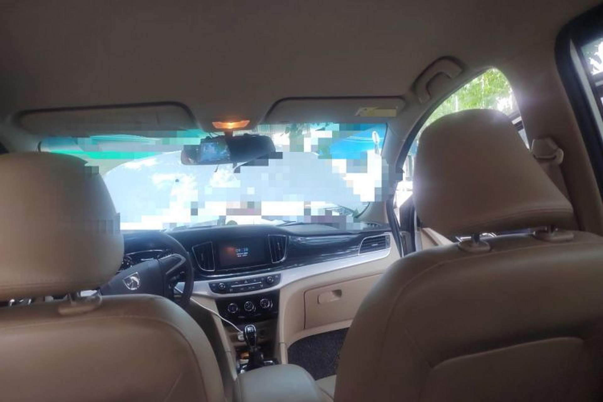 Used Baojun 730 2016 1.5L Manual Comfort Version 7 Seats China V Emission Standard Headliner