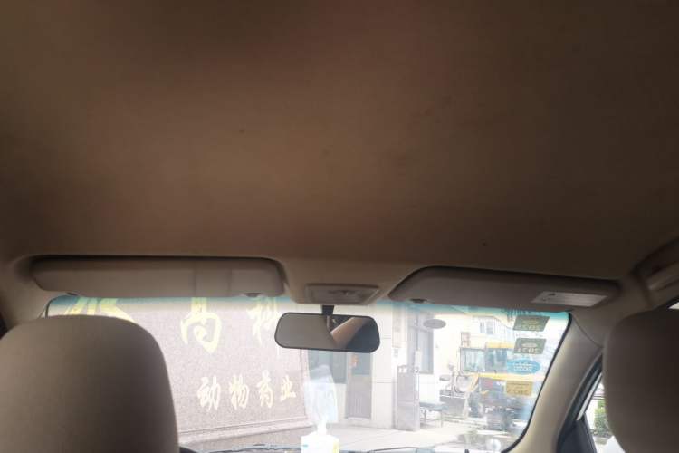 Used Baojun 730 2016 1.5L Manual Standard Version 7 Seats Headliner