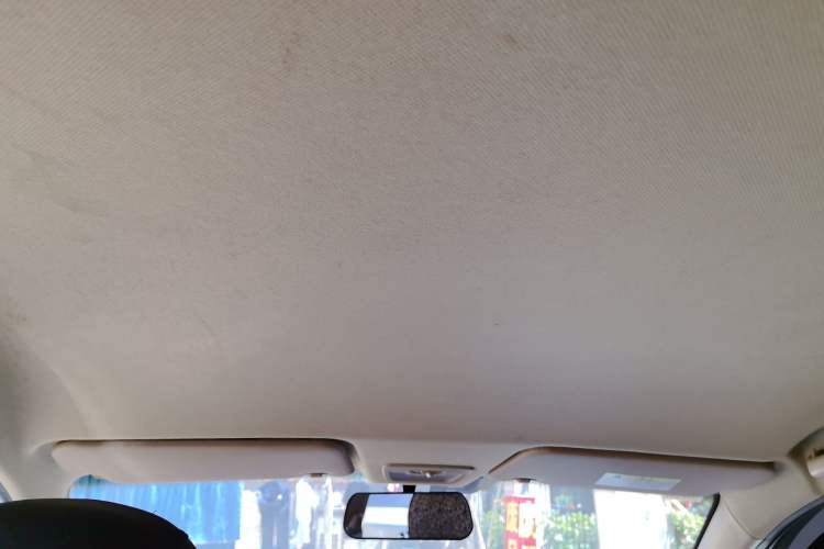 Used Baojun 730 2016 1.5L Manual Standard Version 5 Seats Headliner